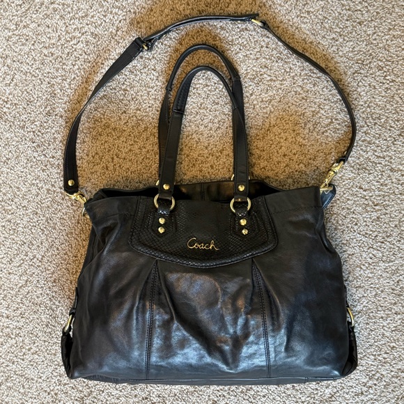 2012 Coach Ashley Satchel Handbag Black Leather Snake Print detail EUC - Picture 2 of 12
